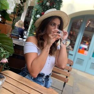 Meet your Posher, Maria micaela